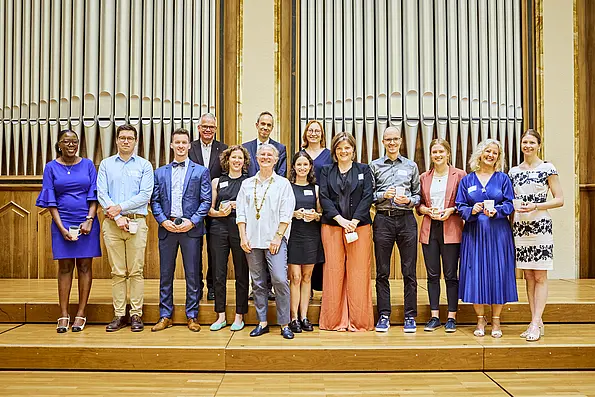 Doctoral graduates and supervisors Faculty of Economics and Social Sciences plus Tübingen School of Education 