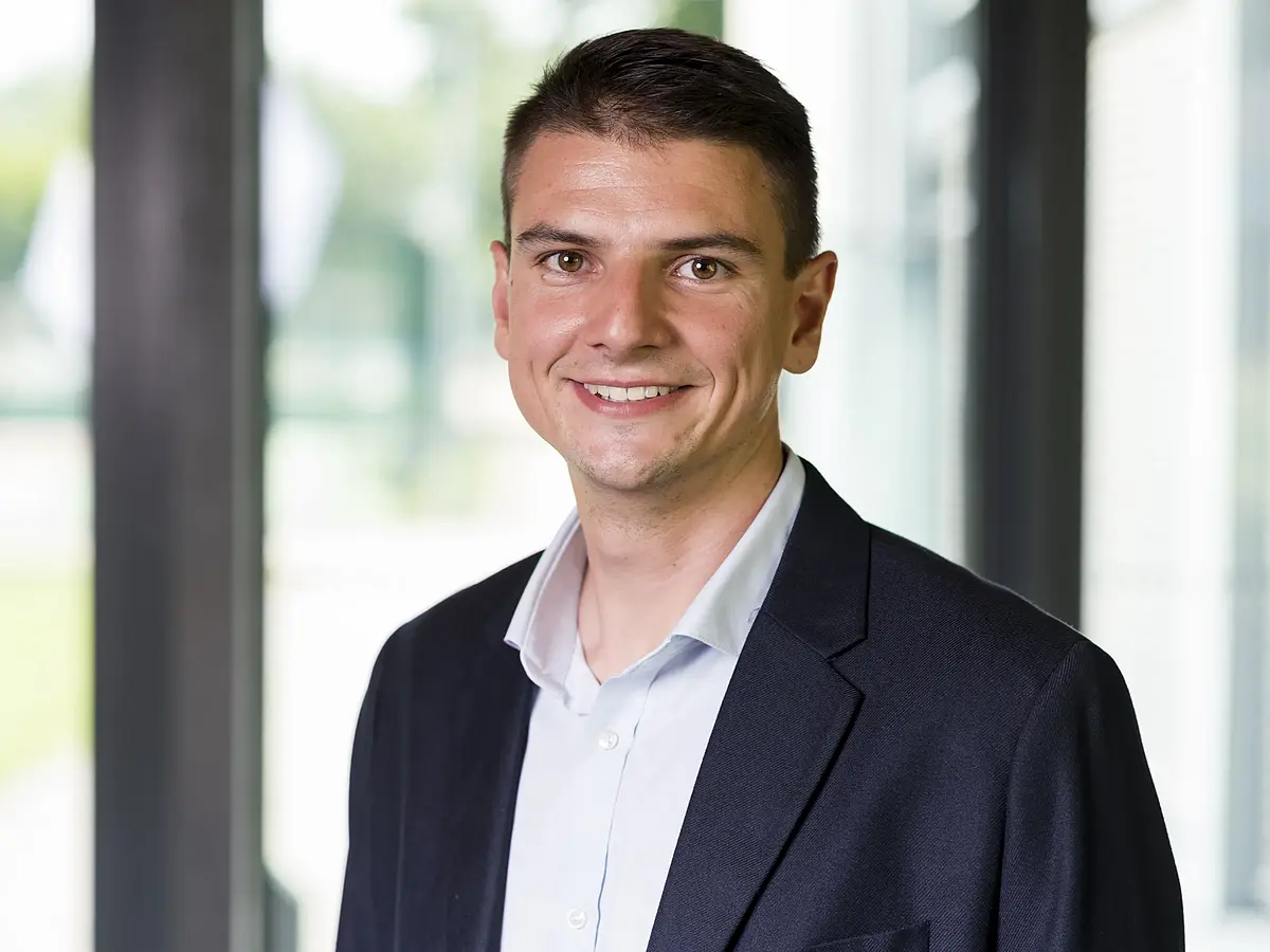 Dr. Daniel Leyhr