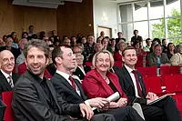 Oberbürgermeister Boris Palmer, Prof. Dr. Ingo Autenrieth, Dekan der Medizinischen Fakultät, Ministerin Theresia Bauer und Kanzler Dr. Andreas Rothfuß bei der Eröffnung des FIN. Fotos: Jan Münster/Universität Tübingen
