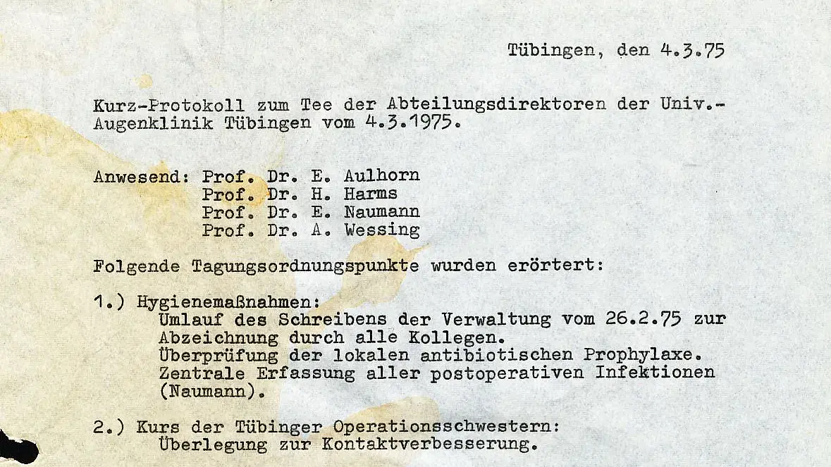 Abteilungsleiterbesprechungsprotokoll mit Teefleck 1975
