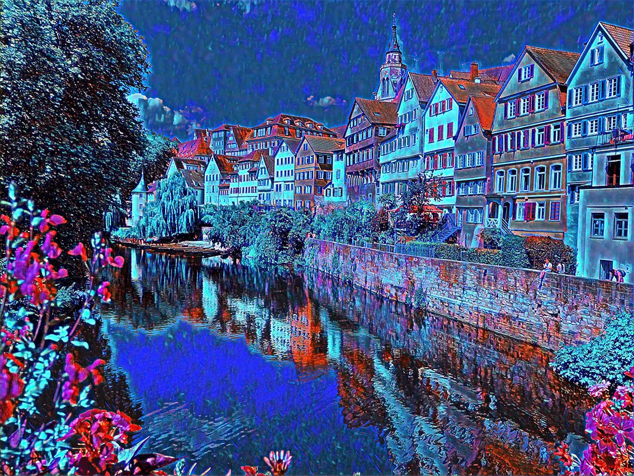 Tübinger Neckarfront bei Nacht, eingefärbt in blau