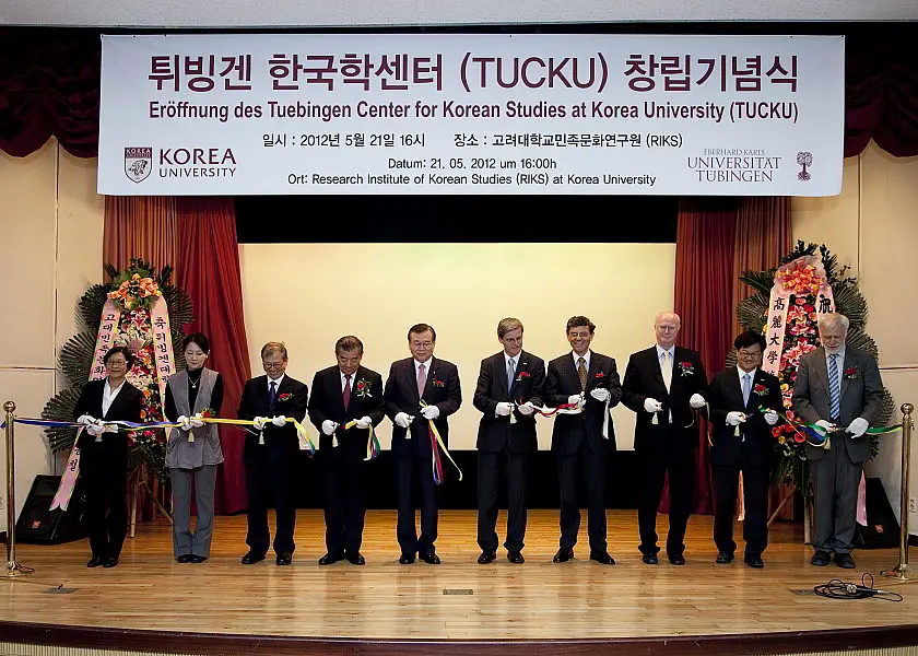 Zeremonielle Banddurchschneidung zur Eröffnung des TUCKU. Fotos: Korea Universität