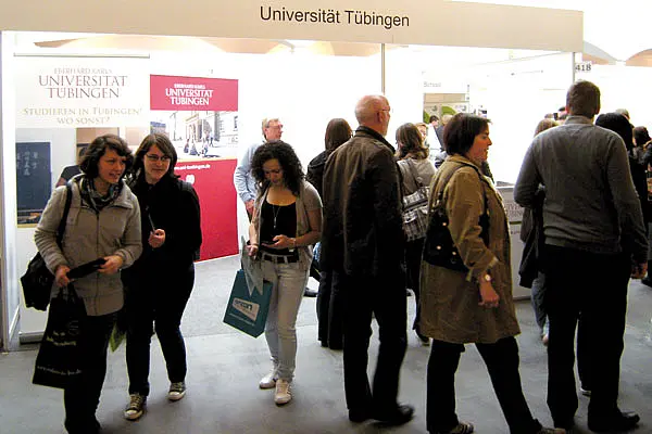 „Studieren in Tübingen! Wo sonst?“ – Stand der Zentralen Studienberatung (ZSB) der Universität Tübingen auf der Bildungsmesse „horizon“ in Stuttgart. Foto: privat