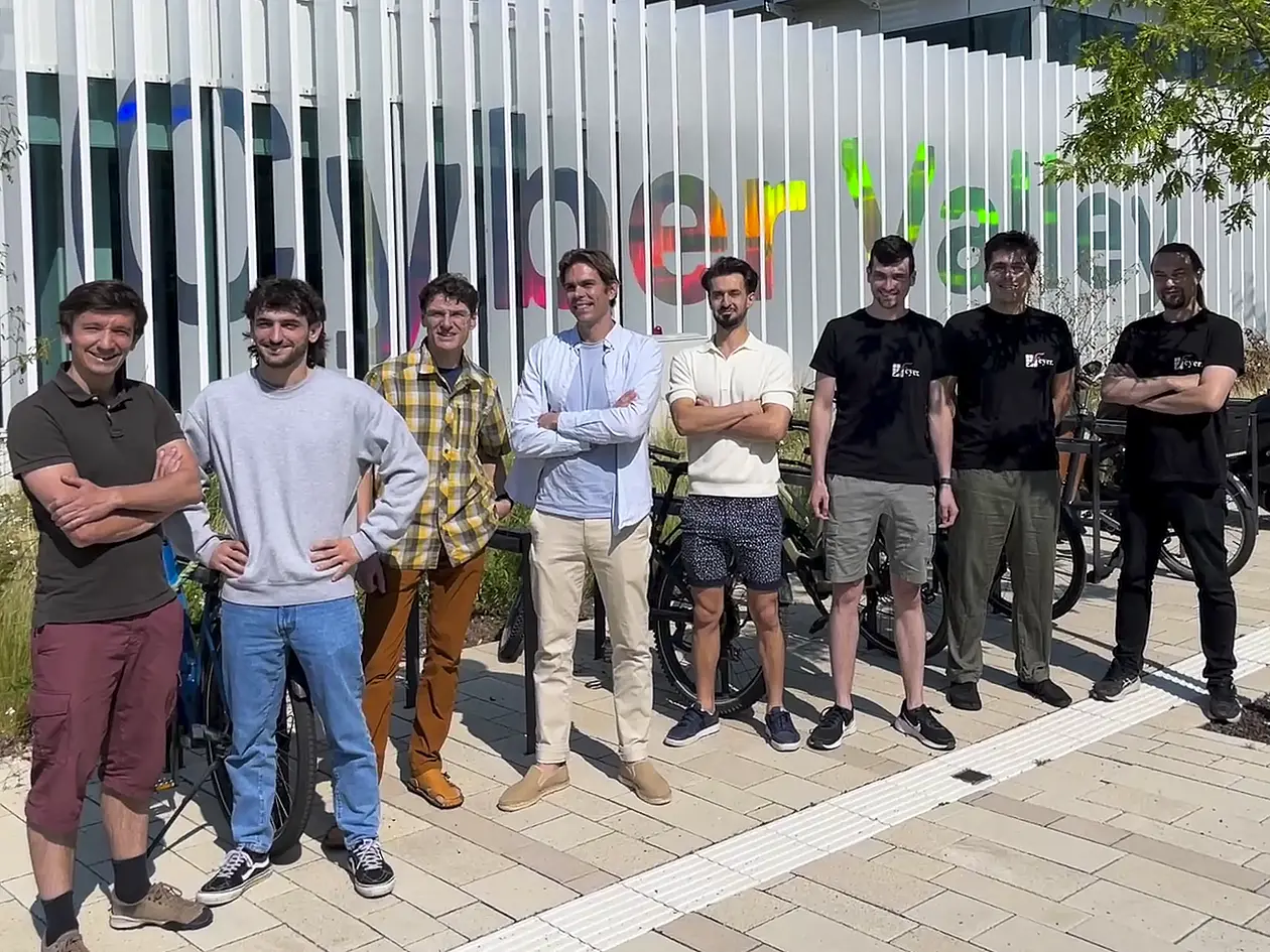 Gruppenfoto der Startups Feyer und Ontic Labs