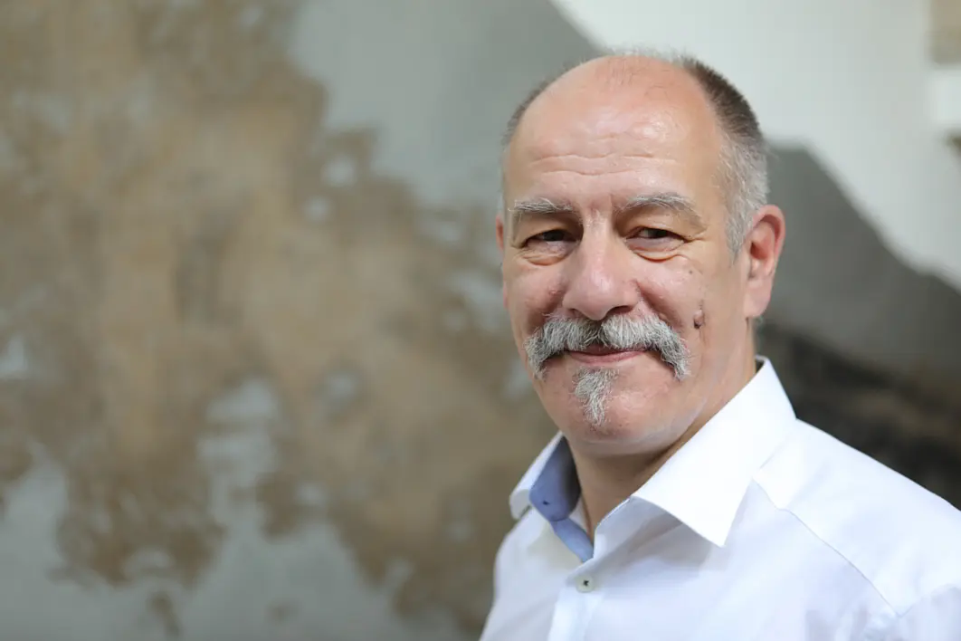 Ákos Barna