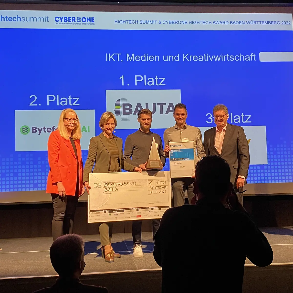 Erster Platz in der Kategorie IKT, Medien- und Kreativwirtschaft für das Startup BAUTA