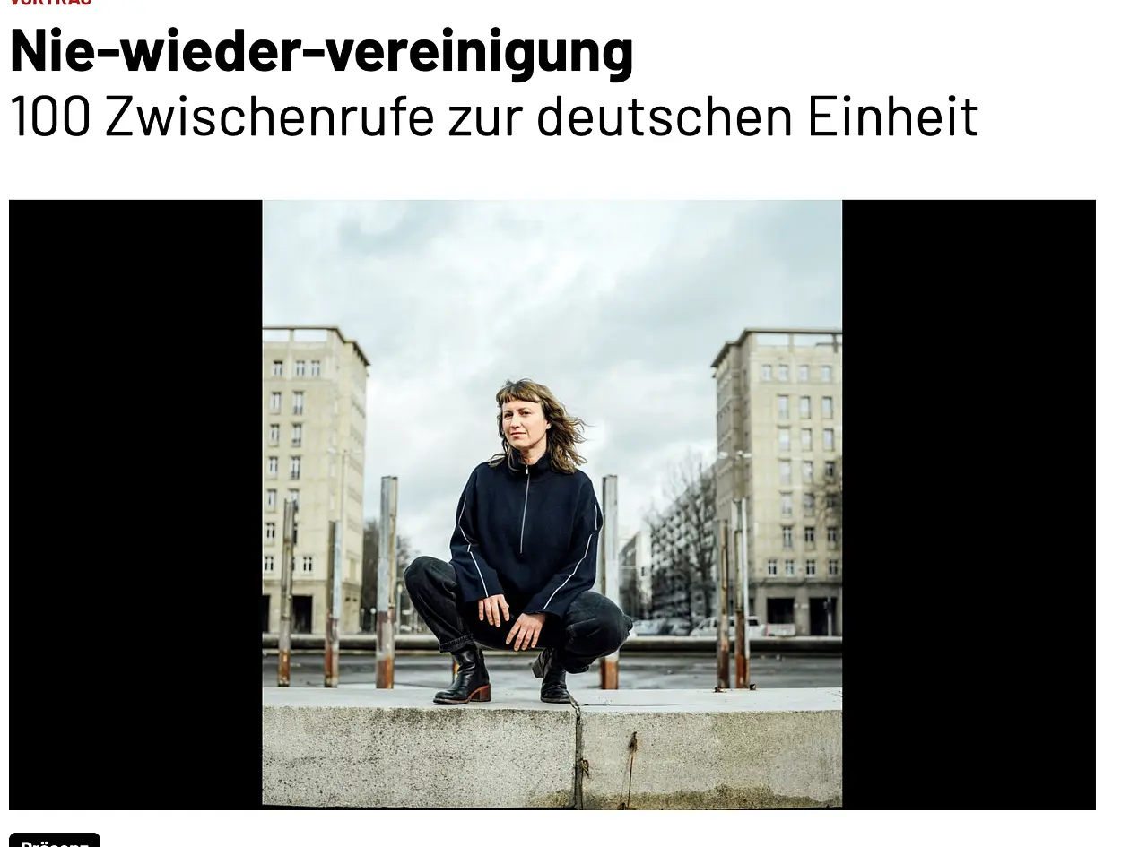 Das Foto zeigt Paula Fürstenberg, sowie den Titel der Veranstaltung