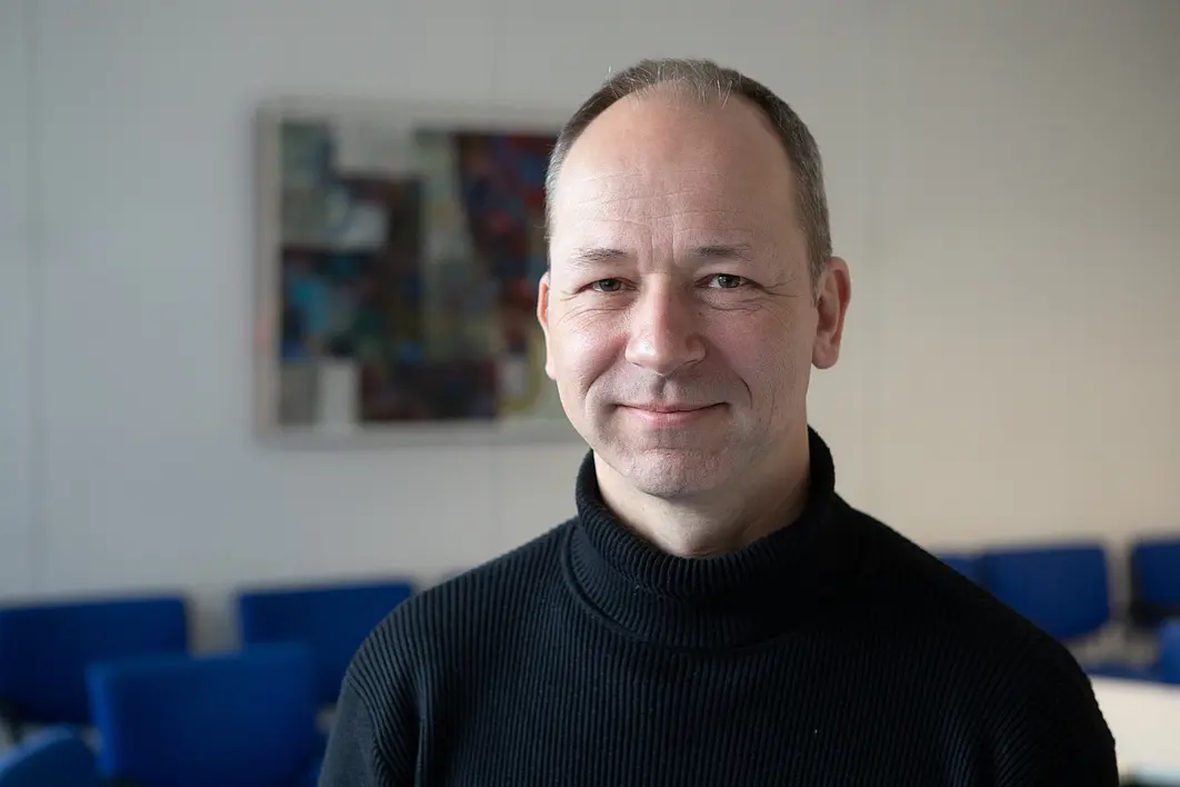 Professor Jochen Plikat