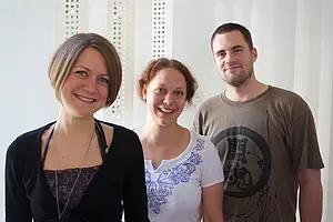 Anika Klein, Magdalena Heimgärtner und Simon Schüz (von links). Foto: Universität Tübingen / Friedhelm Albrecht