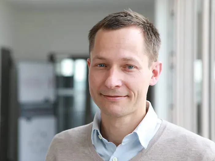 Professor Dr. Jakob Macke