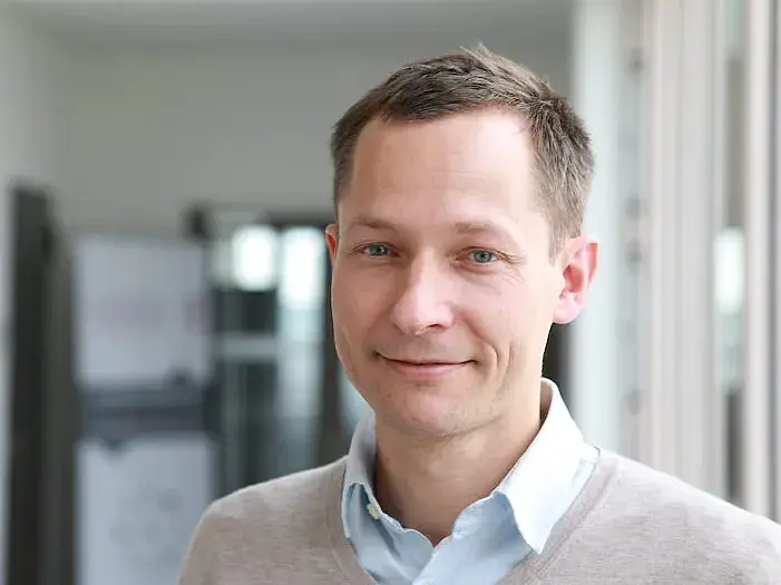 Professor Dr. Jakob Macke