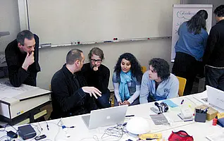 Präsentieren lernen: Studierende der Informatik werden auf ihren Schulbesuch vorbereitet. Foto: Medieninformatik Tübingen