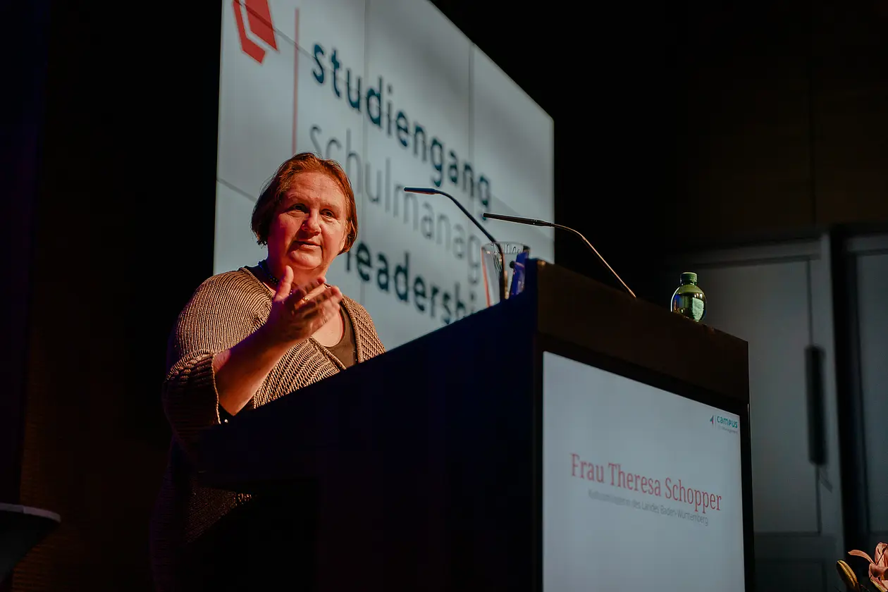 Kultusministerin Theresa Schopper