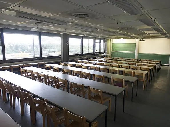 Seminarraum im 4. Stock des D-Baus.
