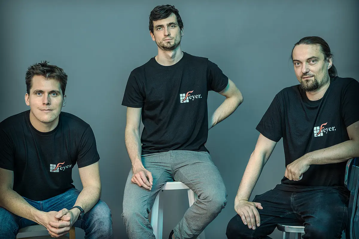Feyer founders Sören Arlt, Jonathan Klimesch and Professor Mario Krenn