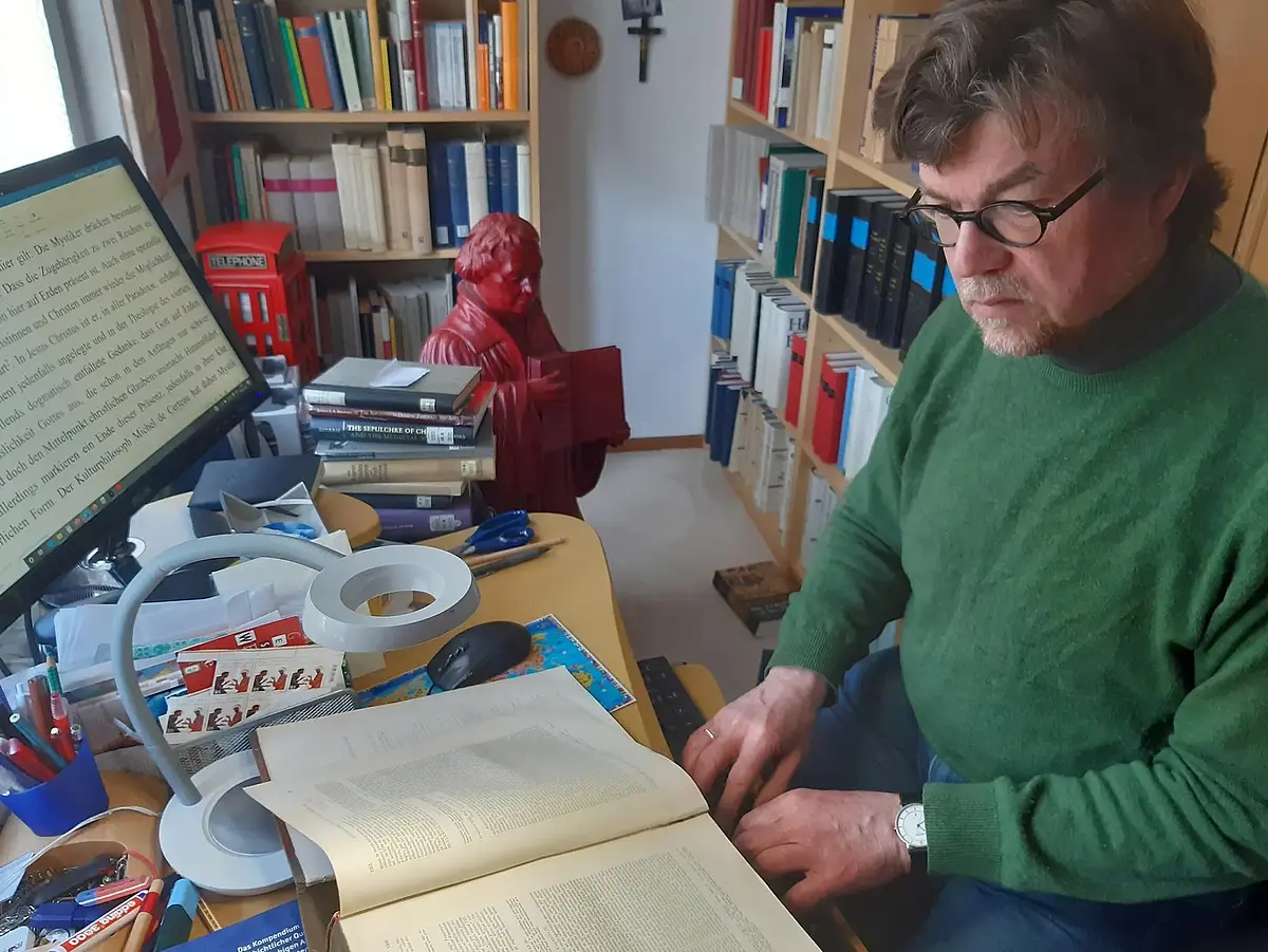 Volker Leppin im Homeoffice