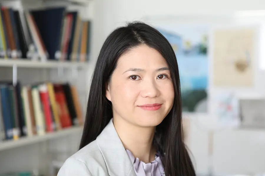 Professorin Dr. Fei Huang