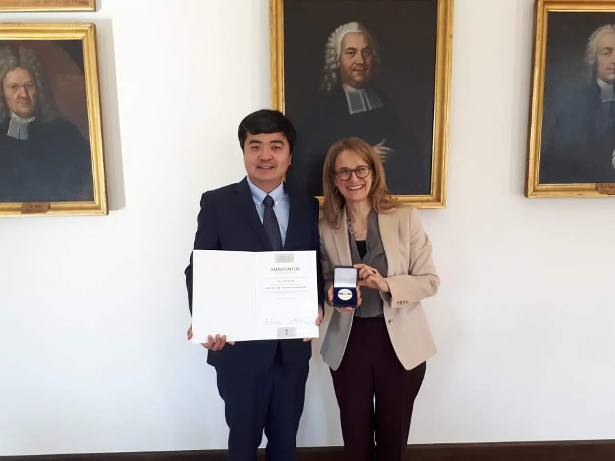 Dr. Dahan Fan, first University of Tuebingen Ambassador, and Professor Monique Scheer, Vice-President for International Affairs of University of Tübingen.