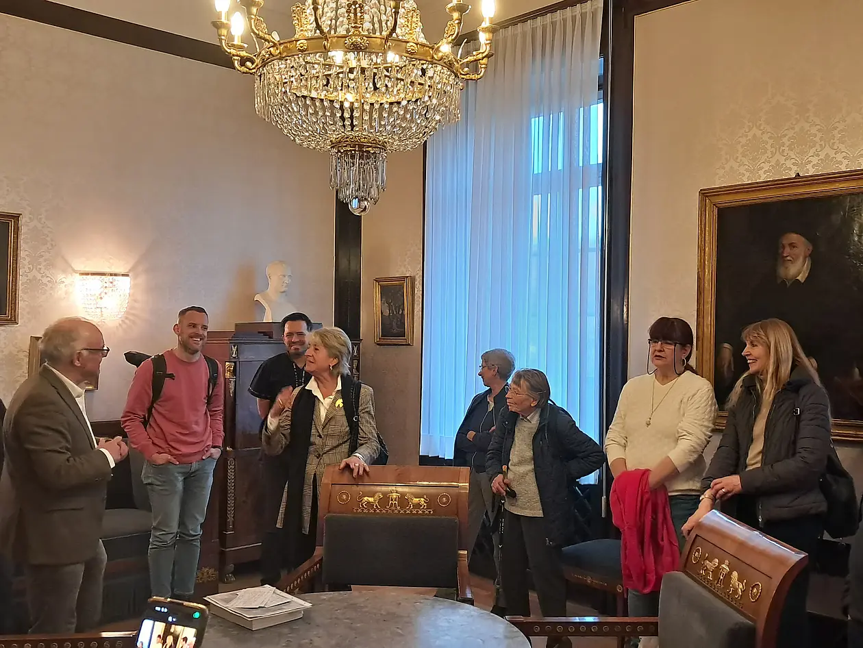 Alumni der Universität Tübingen im historischen "Zimmer des Rektors"