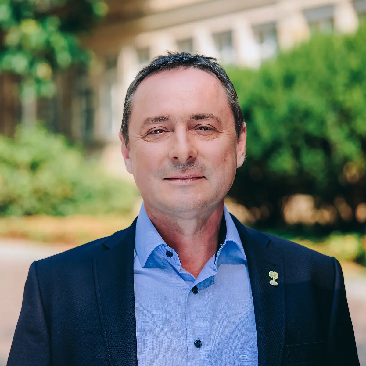 Portraitphoto og Prof. Dr. József Fortágh