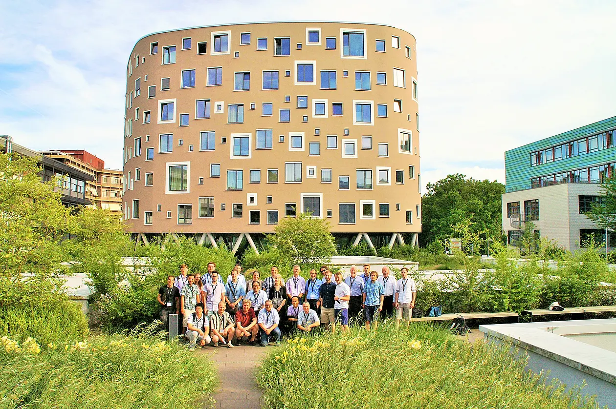 Wissenschaftlerinnen und Wissenschaftler aus Tübingen und Boston bei einem Vorbereitungstreffen des GRK 2381  im Sommer 2017 in Tübingen.