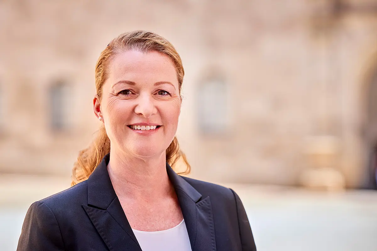 Portrait of Prof. Dr. Schenke-Layland