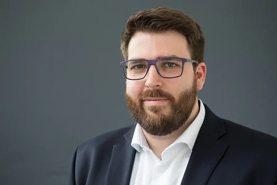 Juniorprofessor Dr. Stefan Mayer