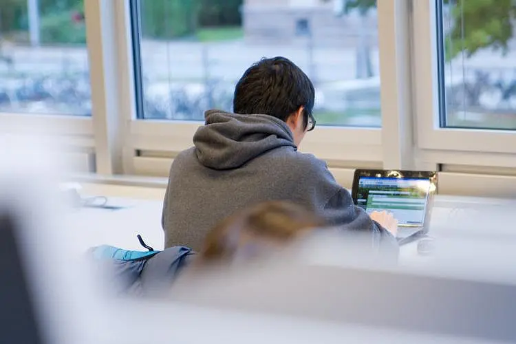 „Self-Assessment“: webbasiertes Studienberatungsangebot für Schülerinnen und Schüler. Foto: Inga Paas