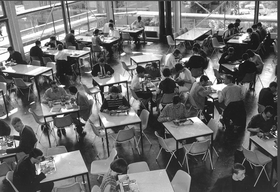 Speisesaal der Mensa in den 1960er Jahren.