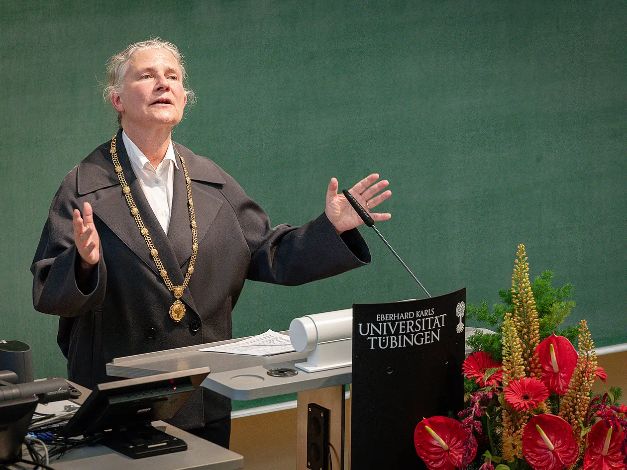 Professorin Dr. Dr. h.c. (Dōshisha) Karla Pollmann, Rektorin der Universität Tübingen