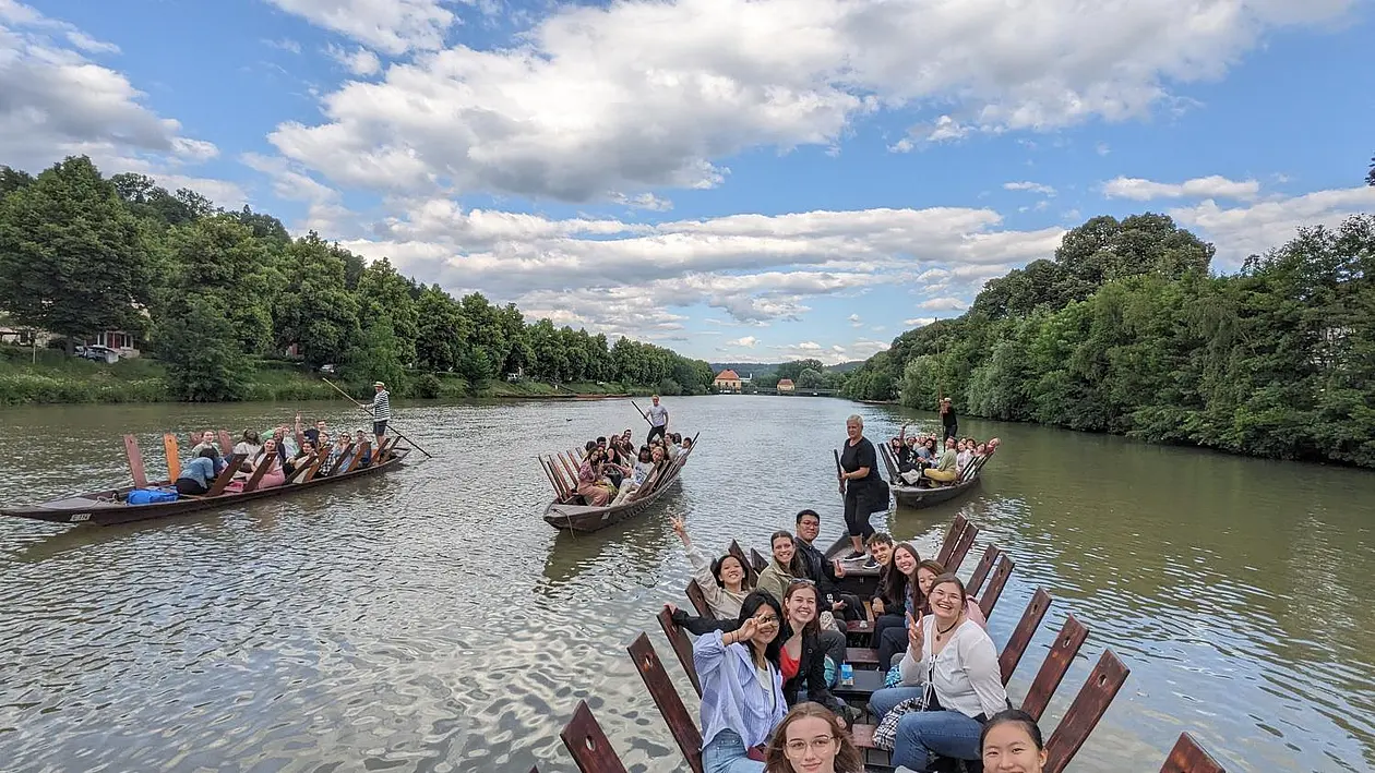 Stocherkähne auf dem Neckar
