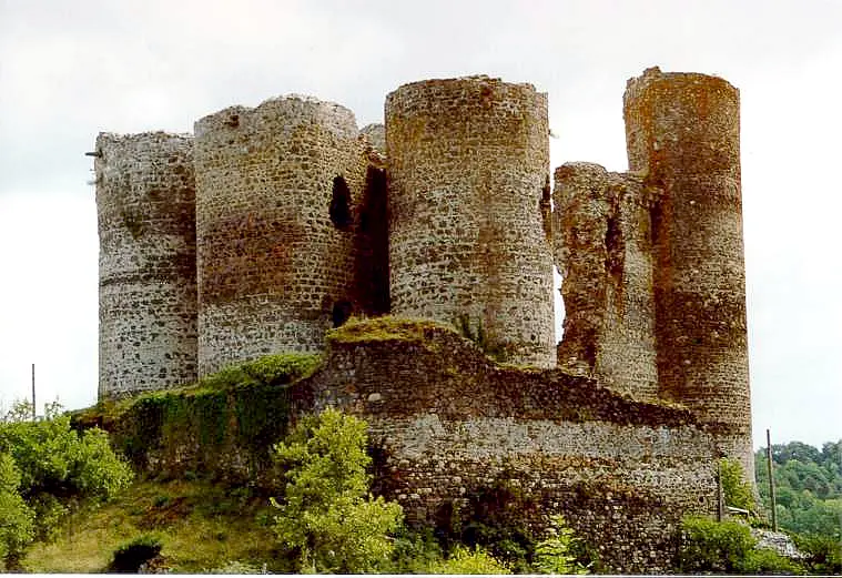 Burg von Domeyrat
