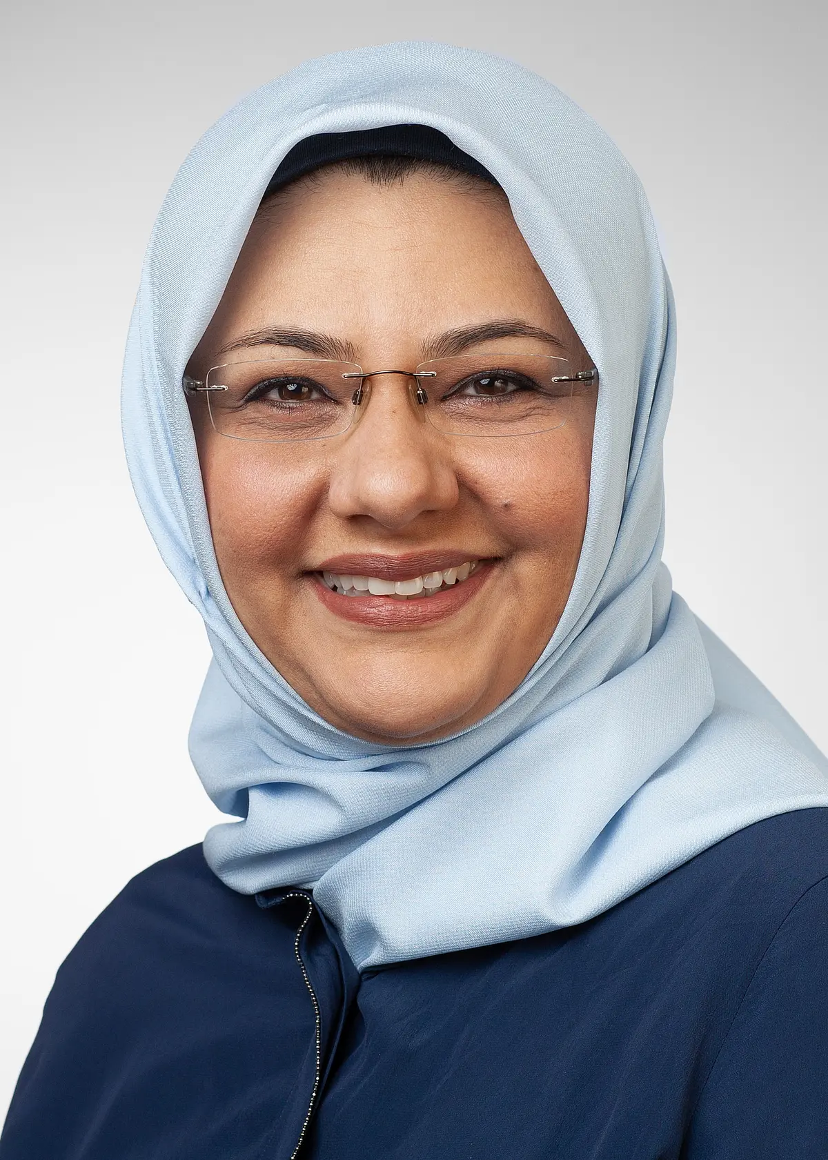 Professorin Dr. Fahimah Ulfat