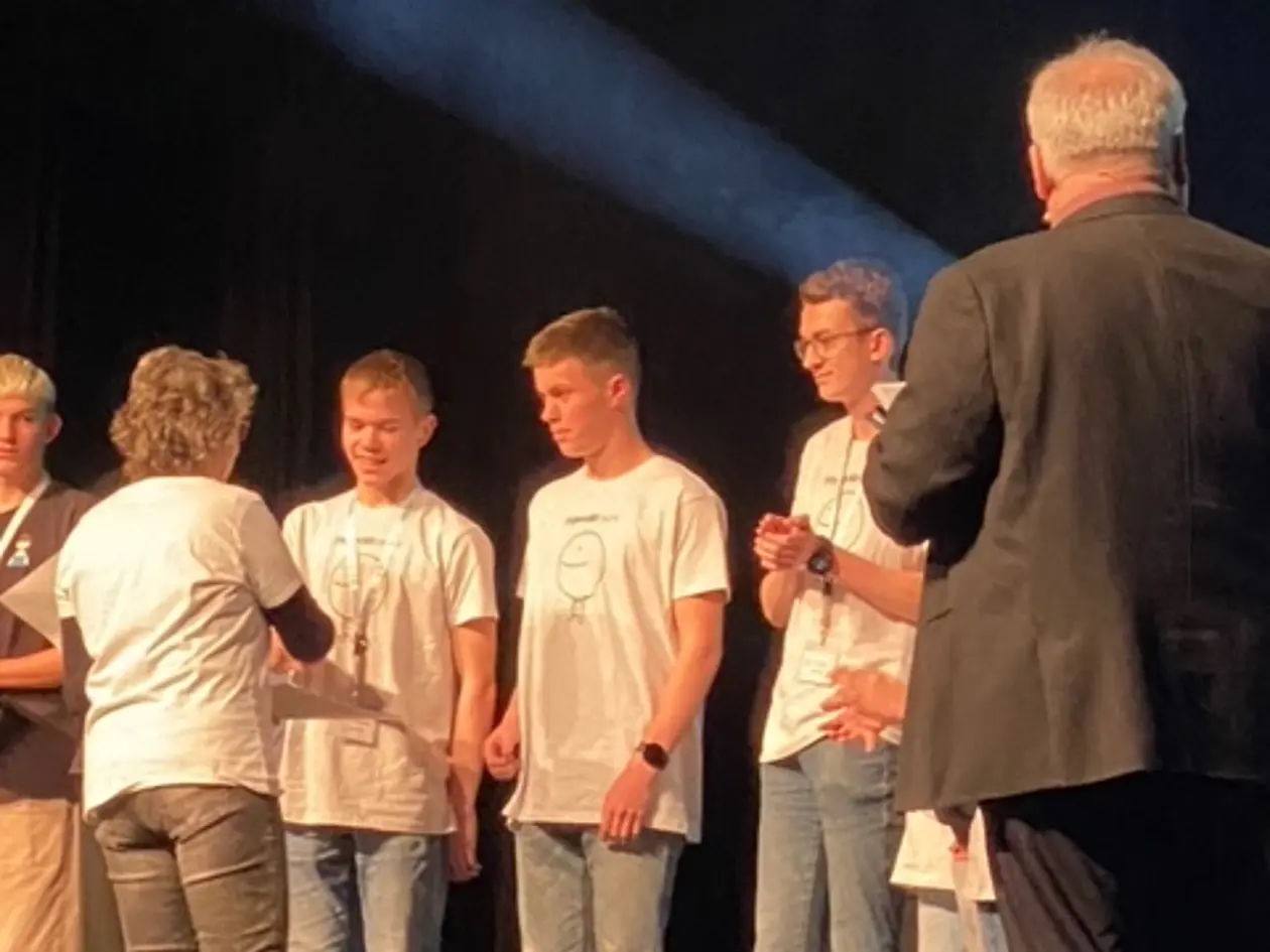 Awarding the winners