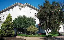 Universität Stellenbosch: das Van-der-Sterr-Gebäude, unter anderem Sitz des Rechenzentrums der Wirtschaftswissenschaften. Foto: Alexandra Förster