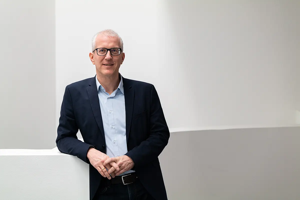 Das Bild zeigt Reinhold Weber