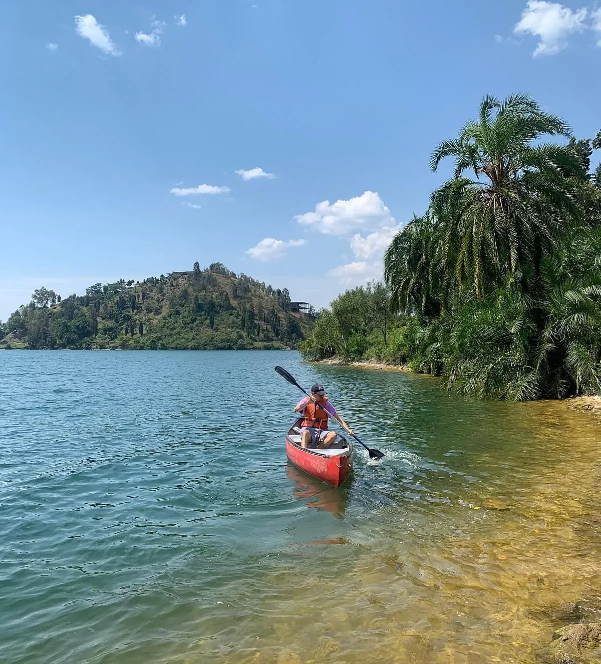 Paddler im Kajak auf See