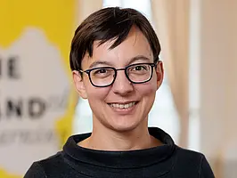 Das Photo zeigt Frau Prof. Dr. Kira Rehfeld