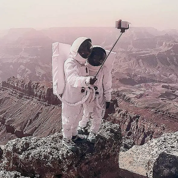 erstes Selfie auf dem Mars